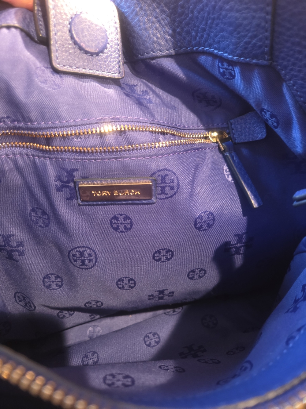 Tory Burch Cobalt Blue Leather Shoulder Bag with Matching Wallet - Picture 8 of 10